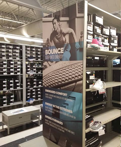 Retail store banners. Large and small format vinyl banners.