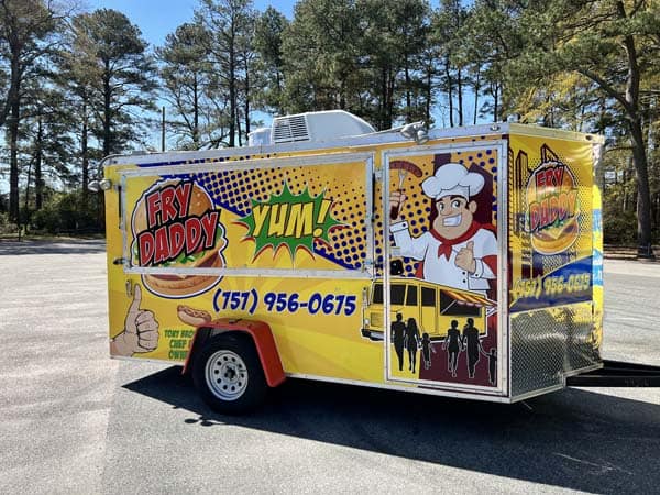 Food truck trailer wrap for Fry Daddy from DeSigns, Inc.