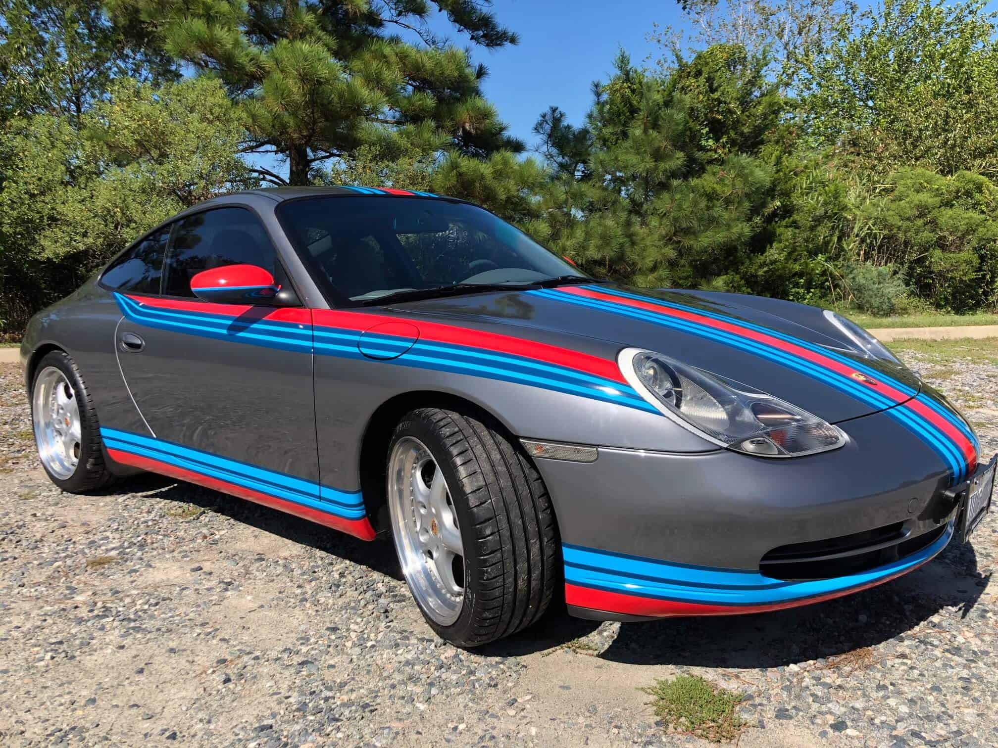 Martini Race Team stripe