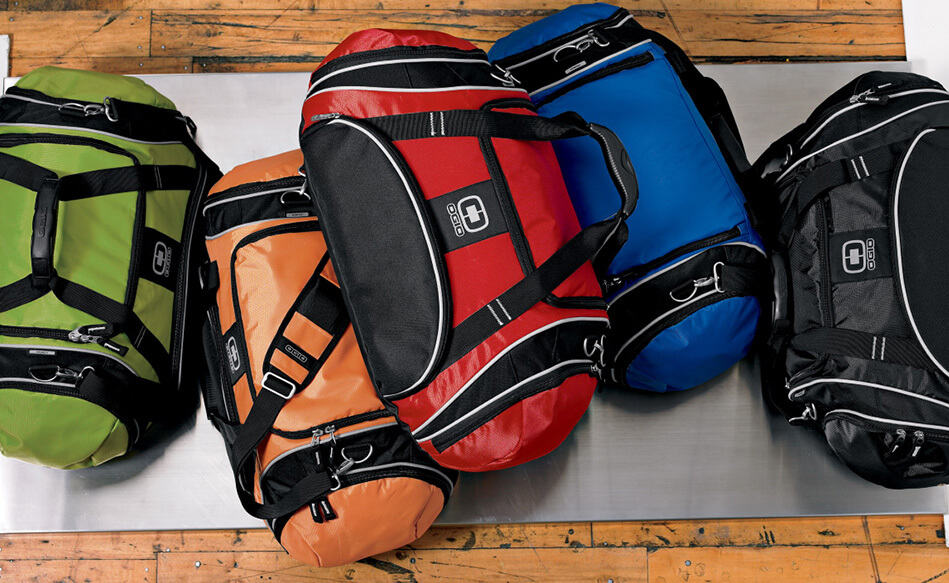 Sports style carry bags with cooler - Team sports bags in several colors - Imprint your company logo, name or slogan