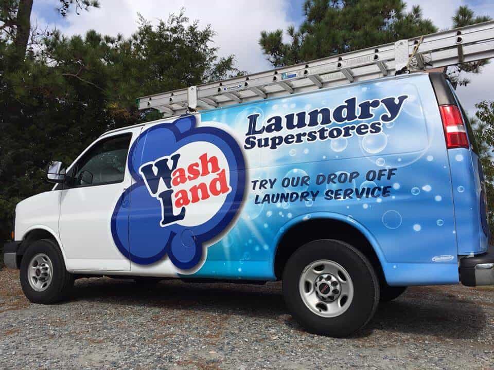 Laundromat van wrap for Wash Land