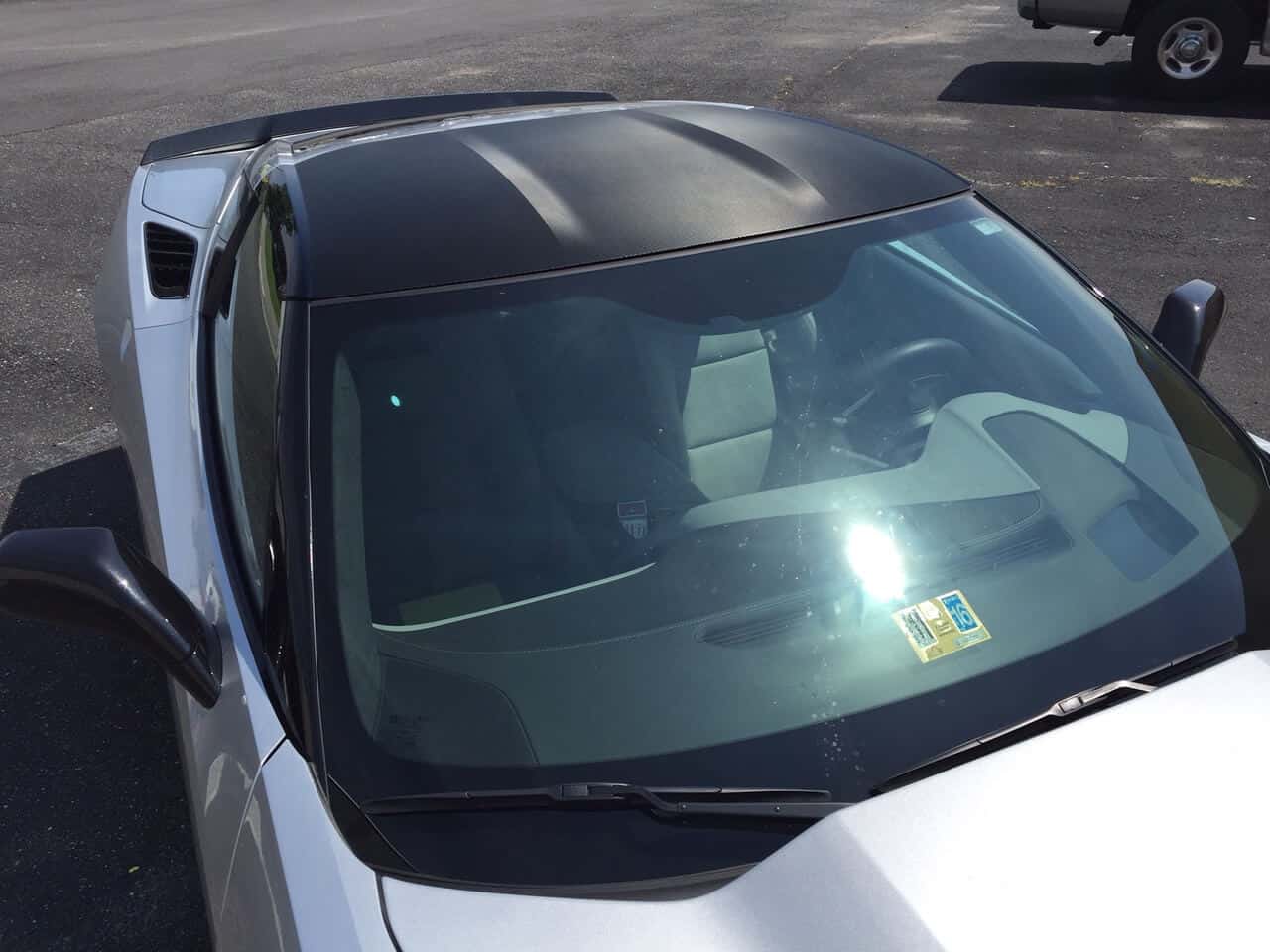 Window tinting and car roof wrap