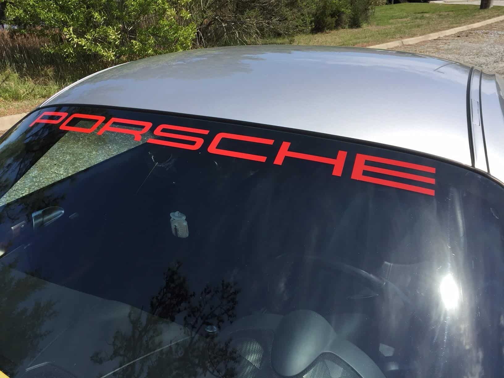 Rear window lettering on auto glass on Porsche